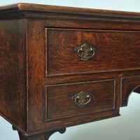 18th century Oak Potboard Dresser - Image 3