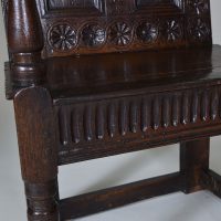 Exceptional 17th century Oak Wainscot Chair - Image 4