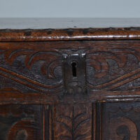 17th century Oak Coffer - Image 4