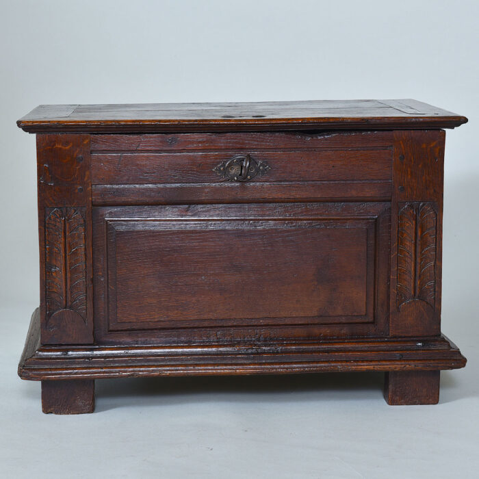 Small early 17th century Oak French Coffer