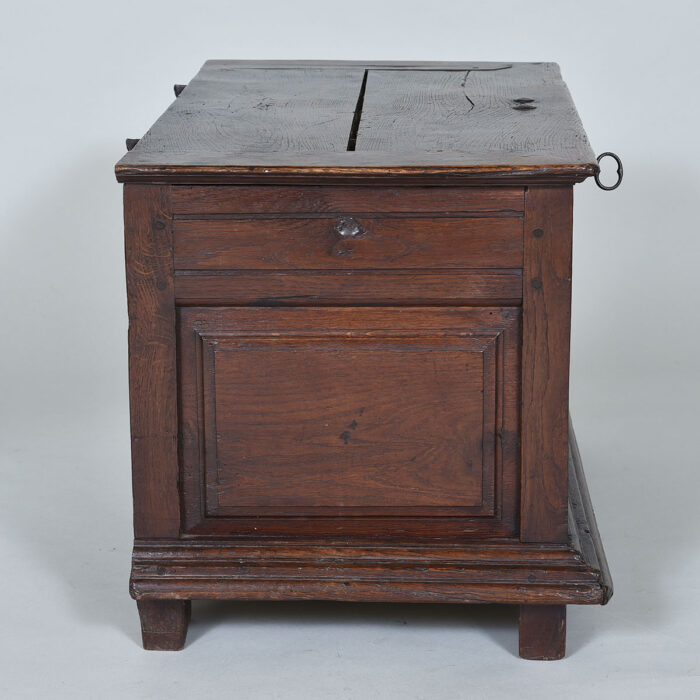 Small early 17th century Oak French Coffer - Image 3