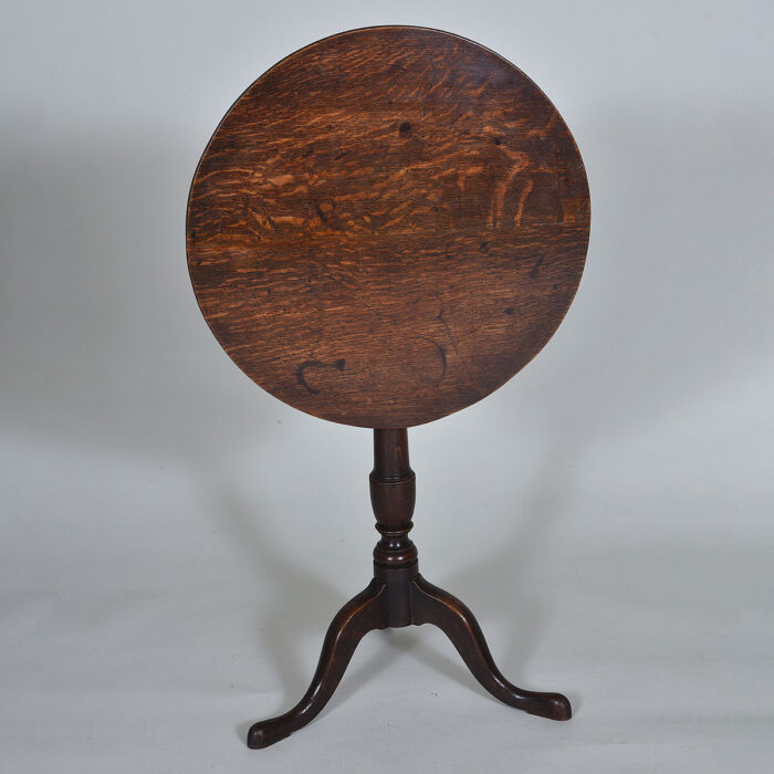 18th century Oak Tripod Table - Image 2