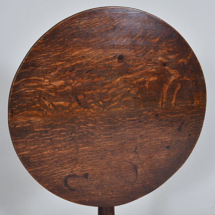 18th century Oak Tripod Table - Image 3