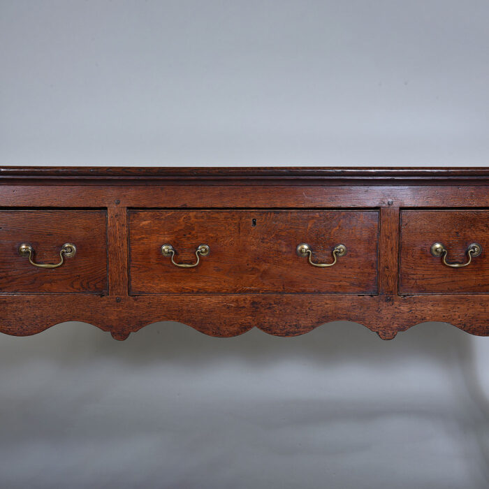 Late 18th century Oak Dresser - Image 2