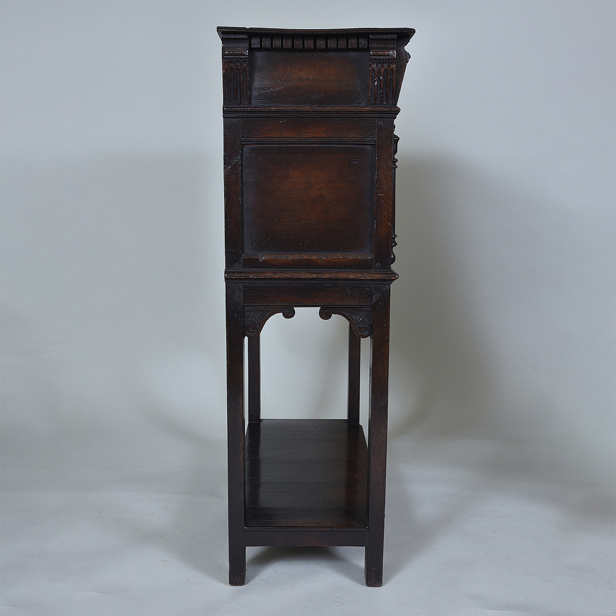 Small 17th century STYLE Oak Cupboard - Image 3