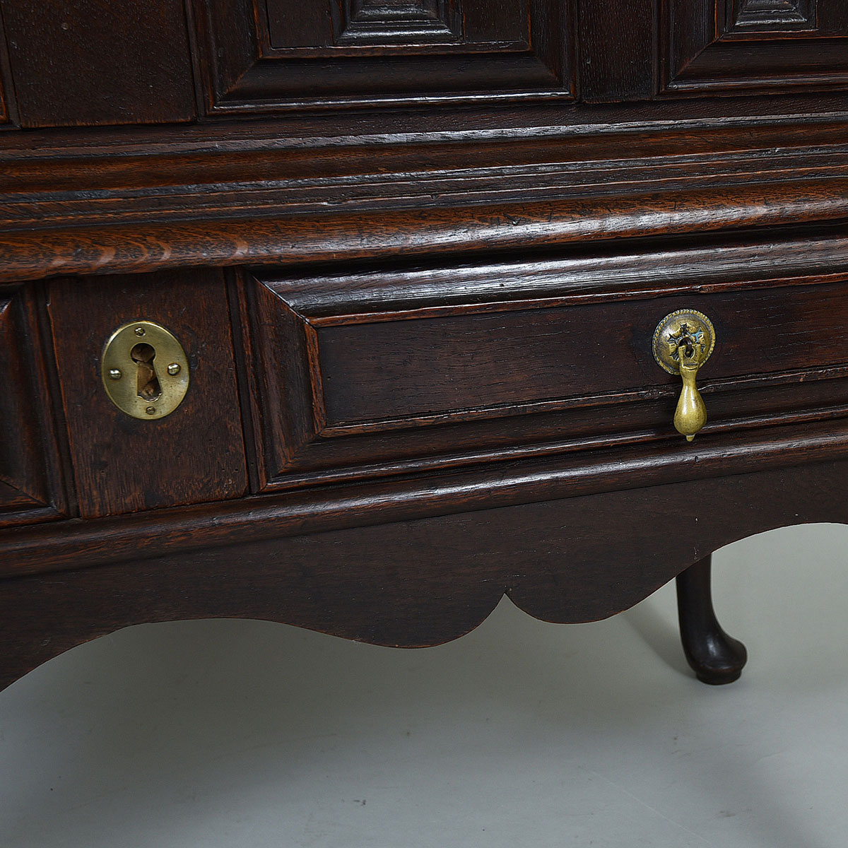 Late 17th/Early 18th century Oak Chest on Stand - Image 4