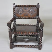 Extremely Rare 17th century Oak Childs Chair - Image 3