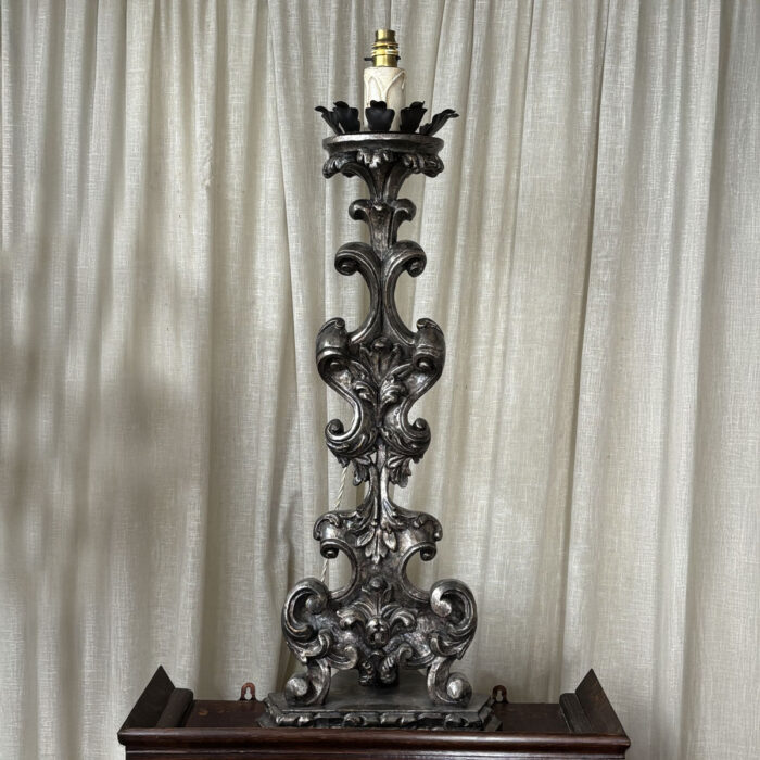 Hand carved lamp with silver leaf - Italian
